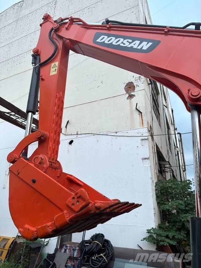 Doosan DX 60 Mini bageri <7t