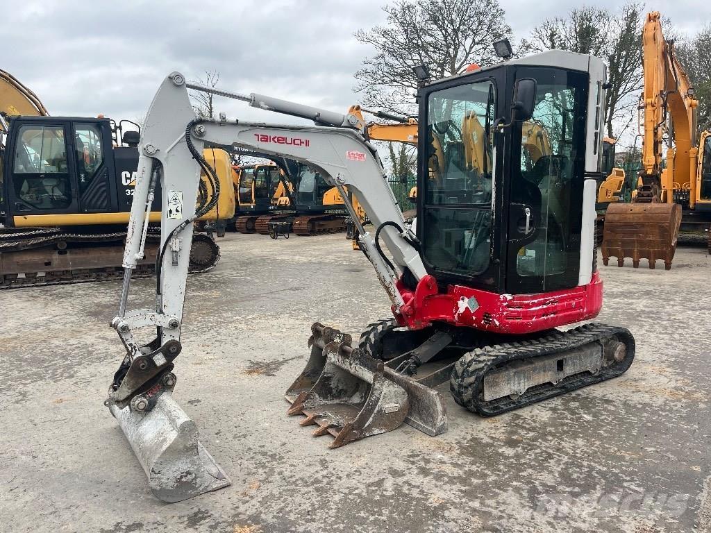 Takeuchi TB 23 R Mini bageri <7t