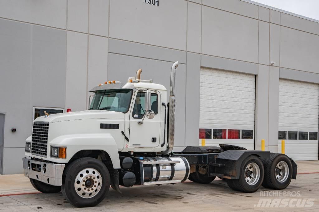 Mack Pinnacle Traktorske jedinice