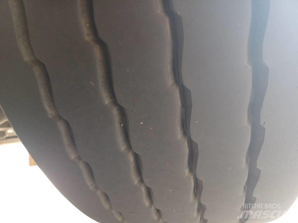 Scania P 370 Rol kiper kamioni s kukama za dizanje