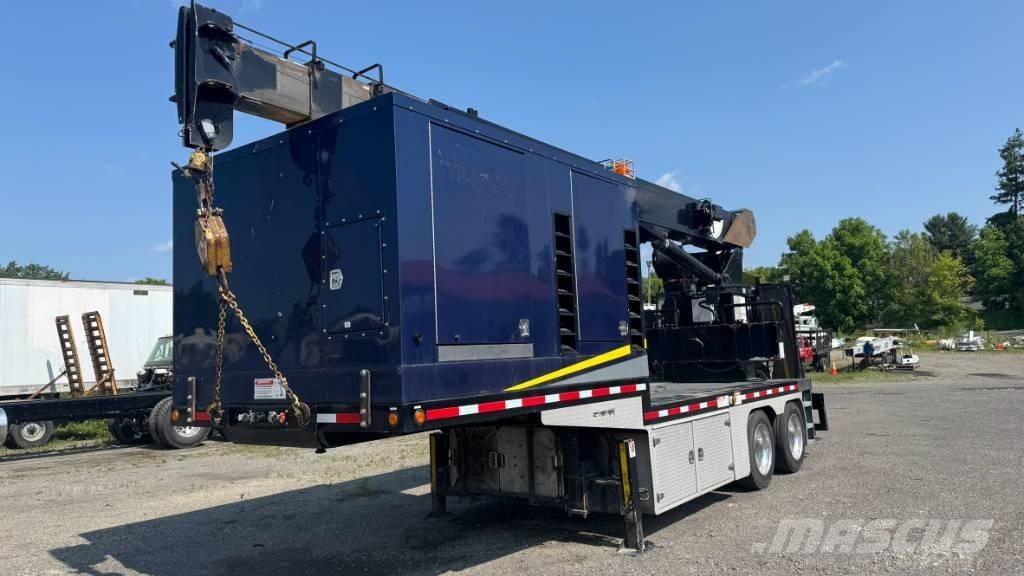 National 880C Kamioni sa kranom