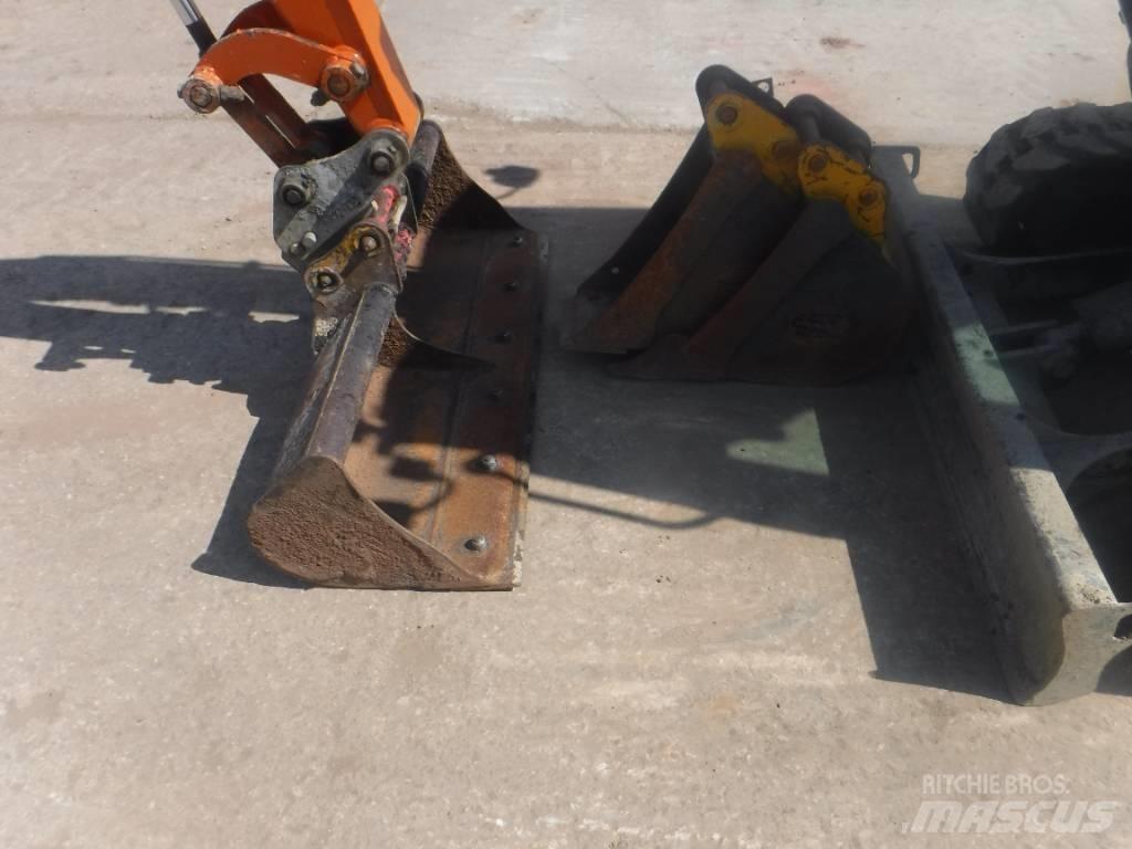 Hitachi ZX 26 U-6 Mini bageri <7t