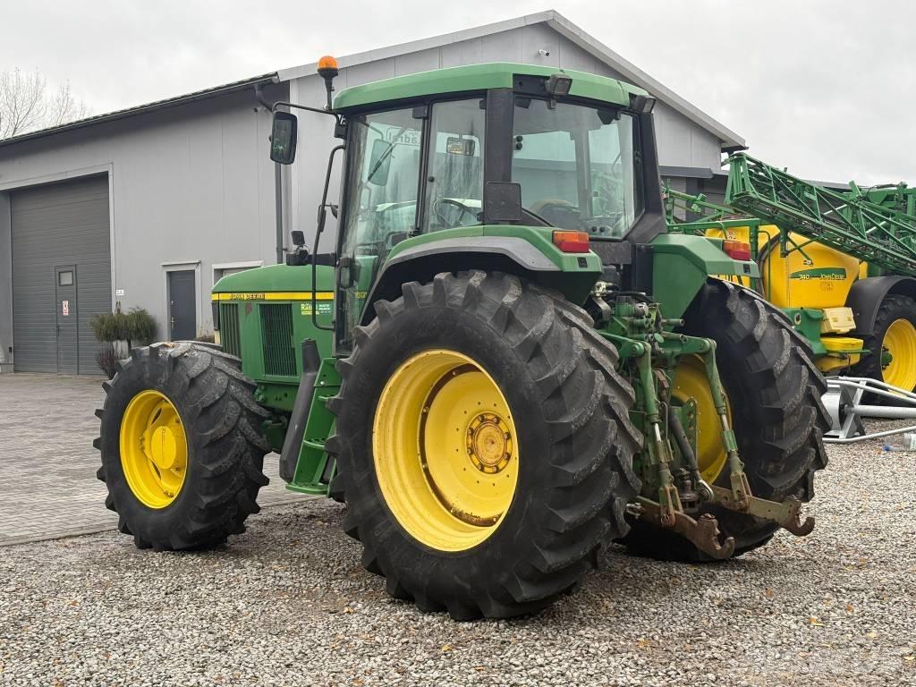 John Deere 6910 Traktori