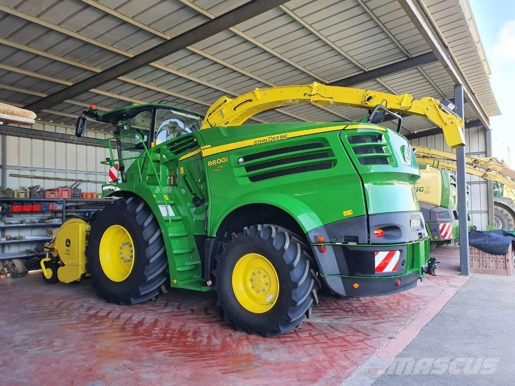 John Deere 8600I Strojevi za krmu na vlastiti pogon