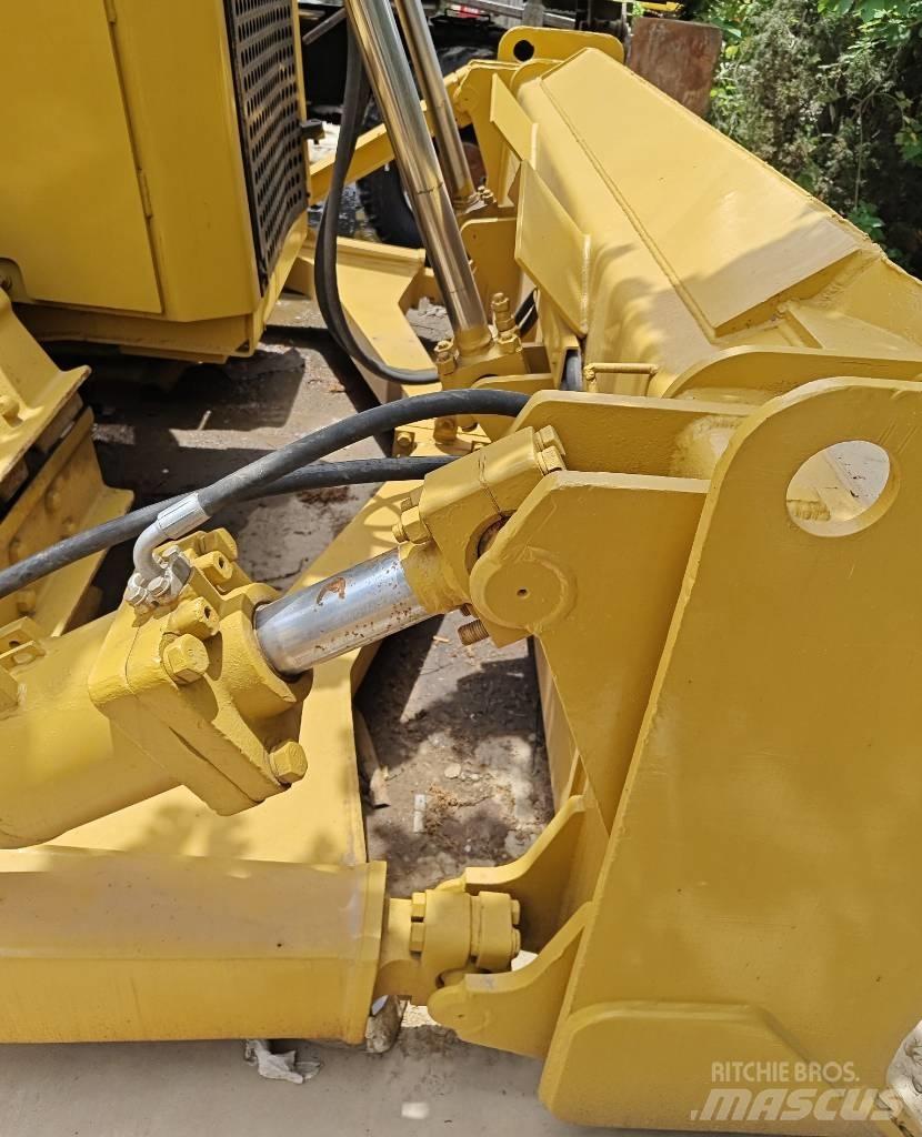 CAT D 7 G Buldožeri gusjeničari