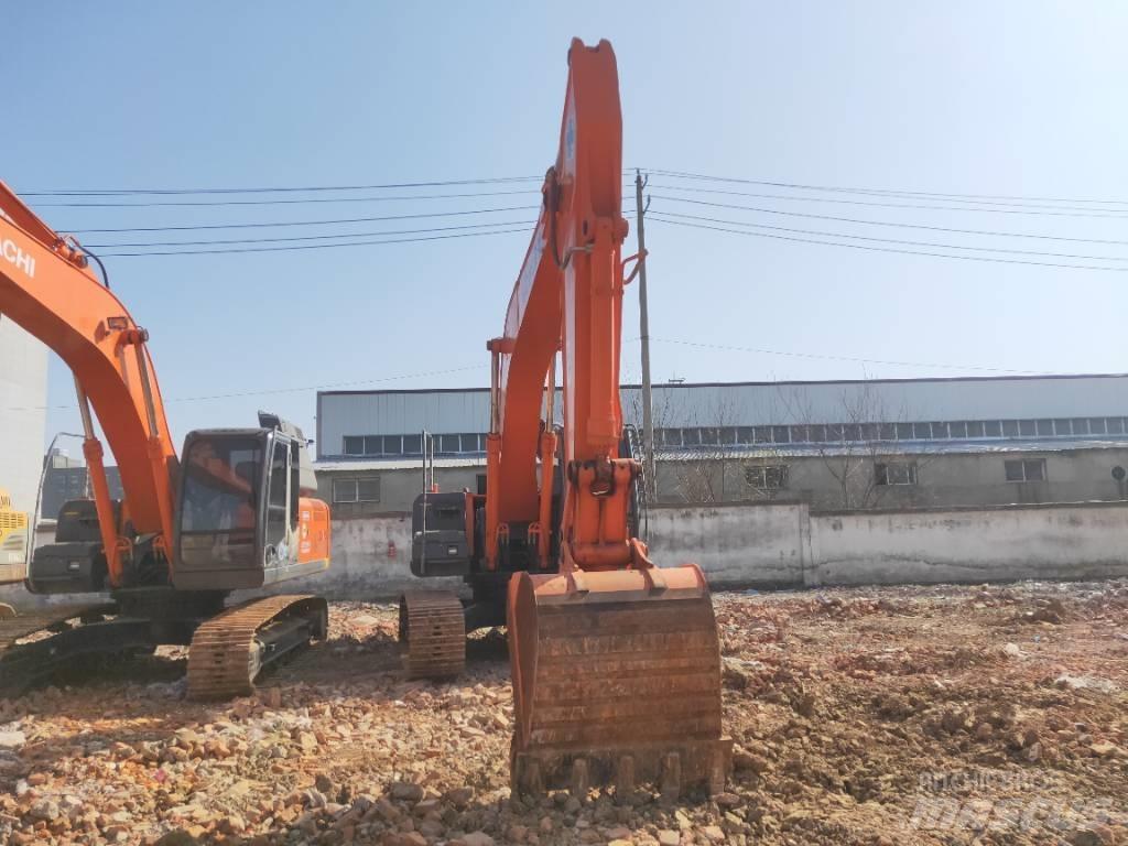 Hitachi ZX 240 Bageri gusjeničari