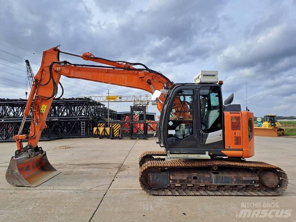 Hitachi ZX135US-6 Bageri gusjeničari