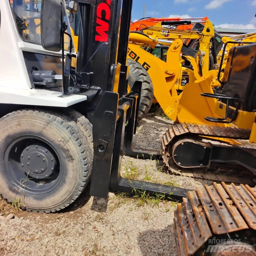 TCM FD100 Dizelski viličari