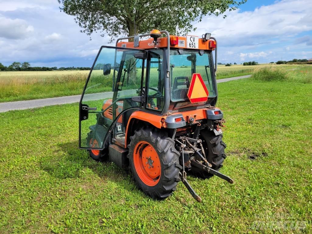 Kubota STV 36 Kompaktni (mali) traktori