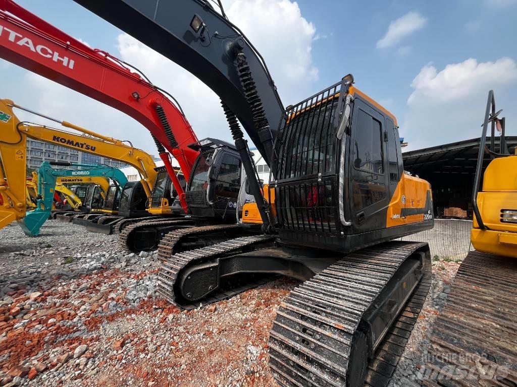 Hyundai HX 220 Bageri gusjeničari
