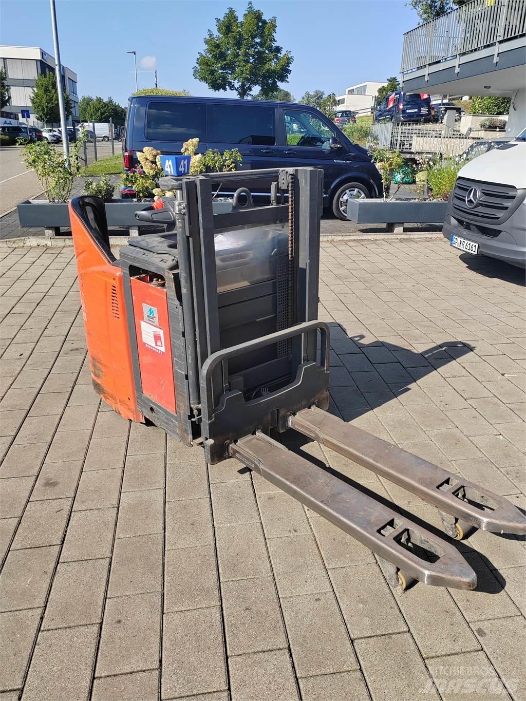 Linde L12 LHP SP Ručni električni viličar