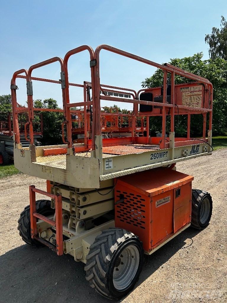 JLG 260 MRT Škaraste platforme