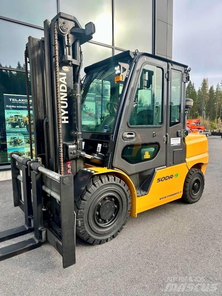 Hyundai 50DA-9 Dizelski viličari