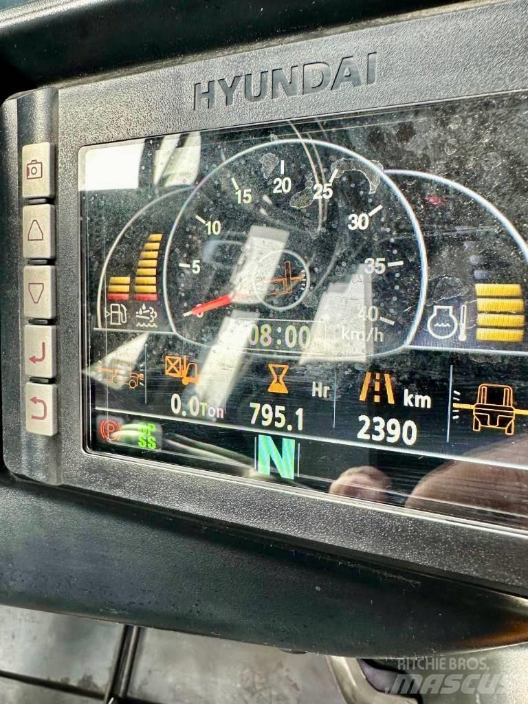 Hyundai 50DA-9 Dizelski viličari