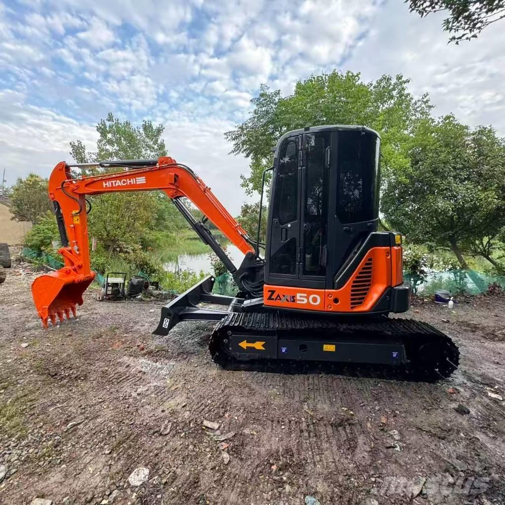 Hitachi ZX 50 U Mini bageri <7t