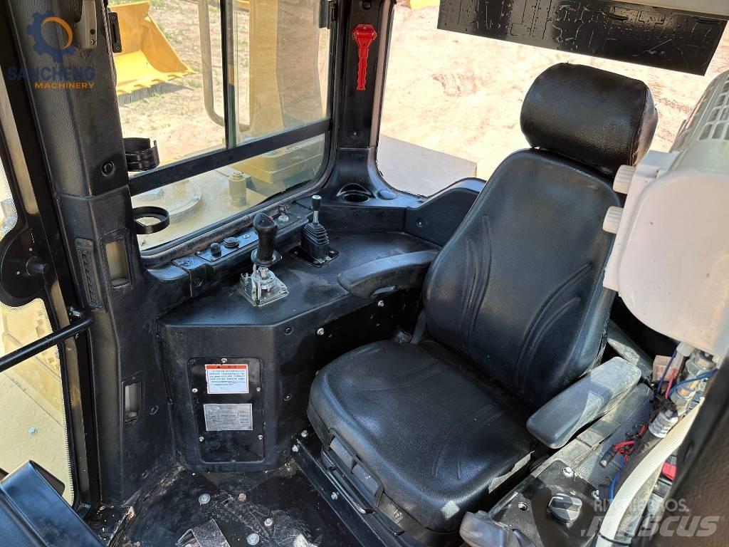 CAT D 8 R Buldožeri gusjeničari