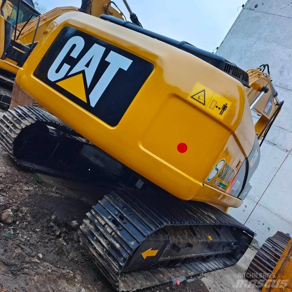 CAT 323 D Bageri gusjeničari