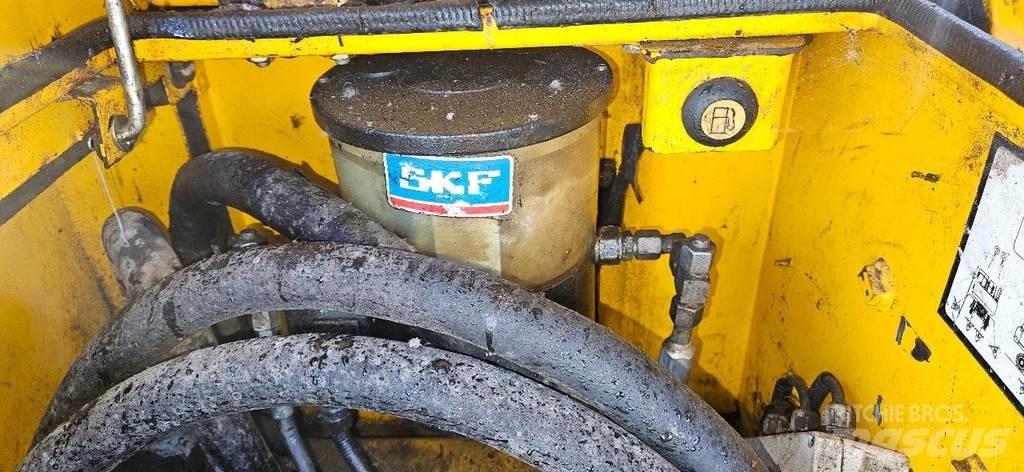 JCB JS145 W Bageri na kotačima
