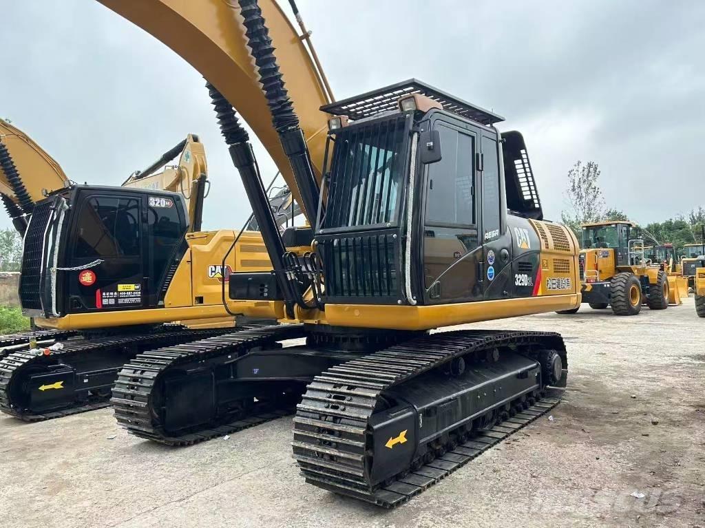 CAT 329 Bageri gusjeničari
