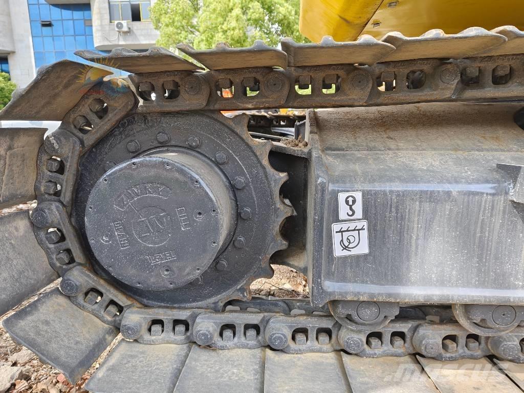 Komatsu PC 130 LC-7 Bageri gusjeničari
