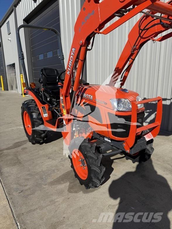 Kubota B2320 Traktori