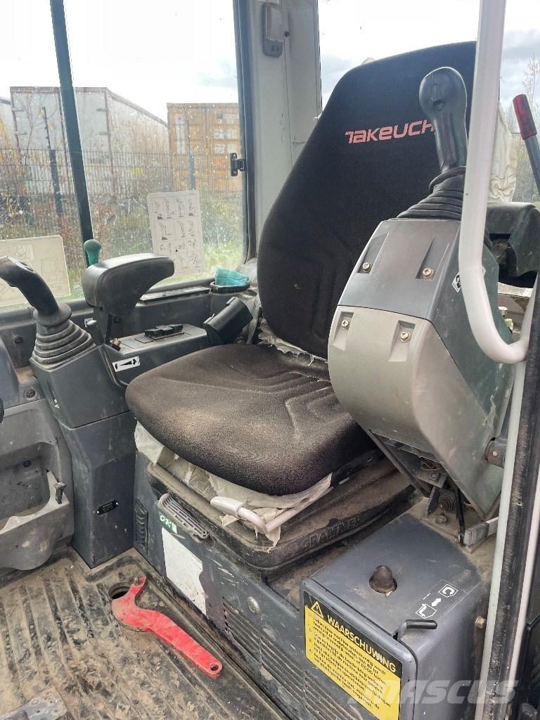 Takeuchi Tb235 Mini bageri <7t