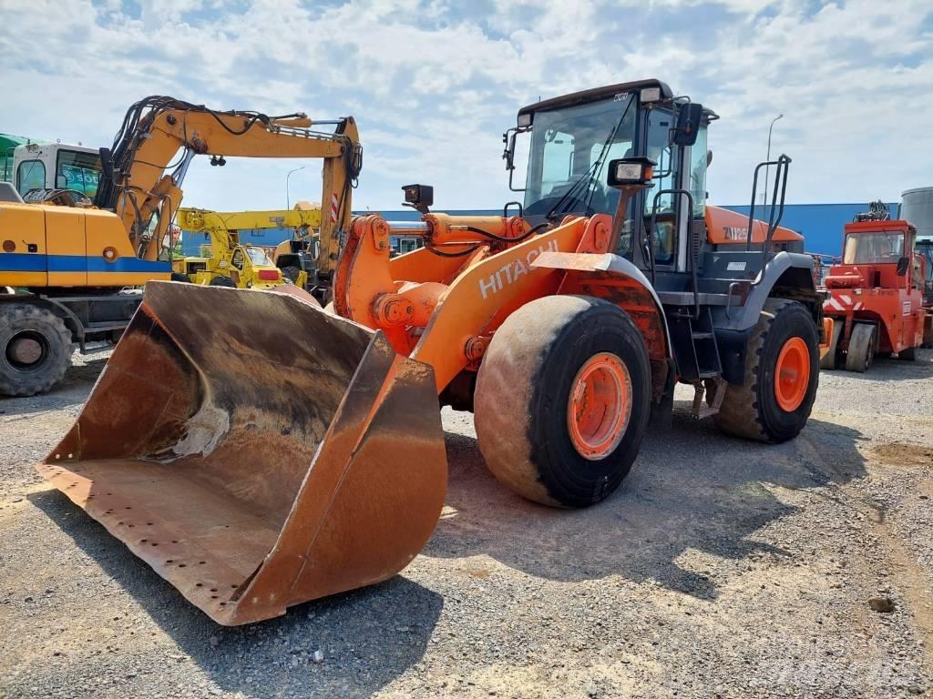 Hitachi ZW250 Utovarivači na kotačima