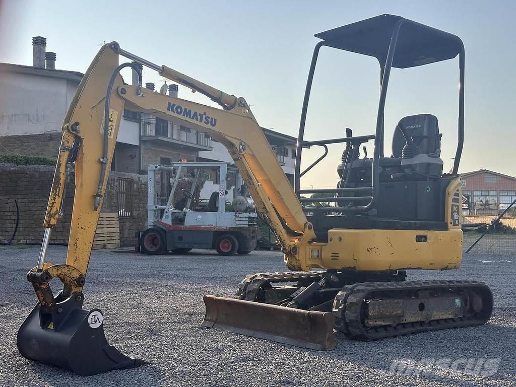 Komatsu PC16R-3HS Mini bageri <7t