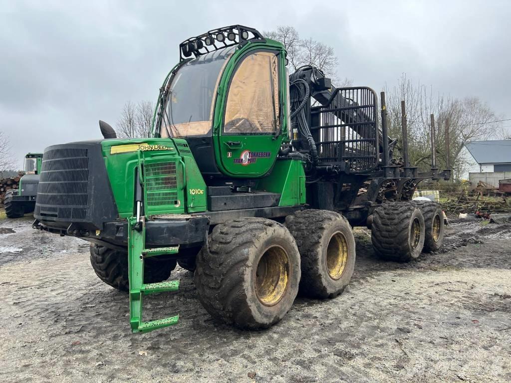 John Deere 1010 E Forvarderi