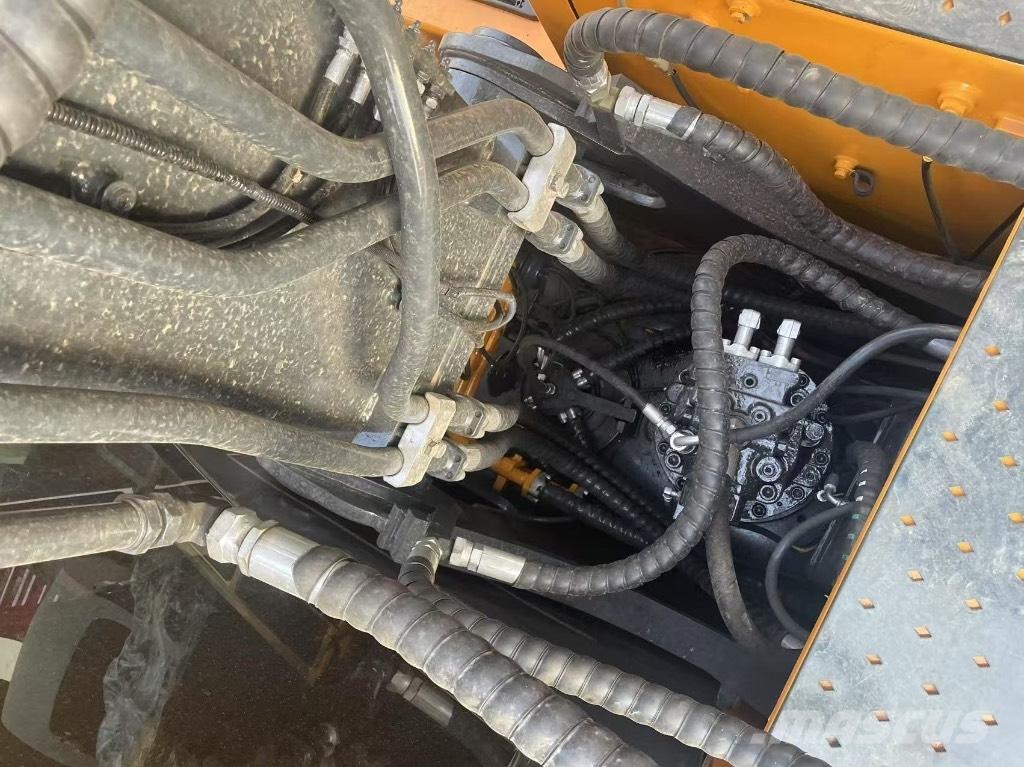 Hyundai 220LC-9S Bageri gusjeničari