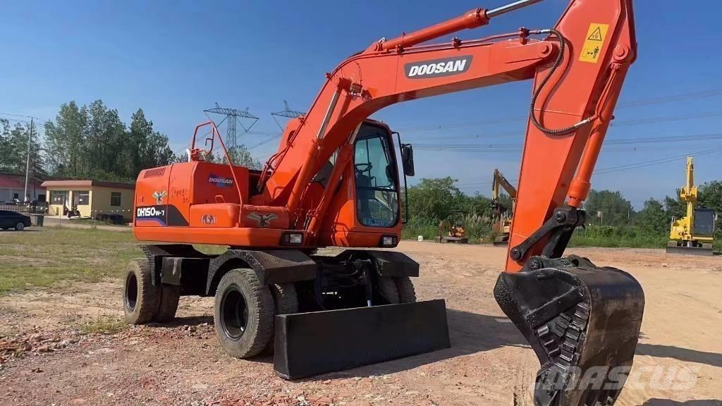 Doosan 150W-7 Bageri na kotačima