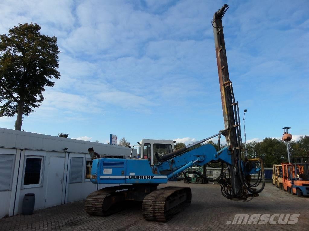 Liebherr R 902 Kamioni za pokretne bušotine