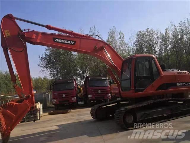 Doosan DH 225 LC-7 Bageri gusjeničari