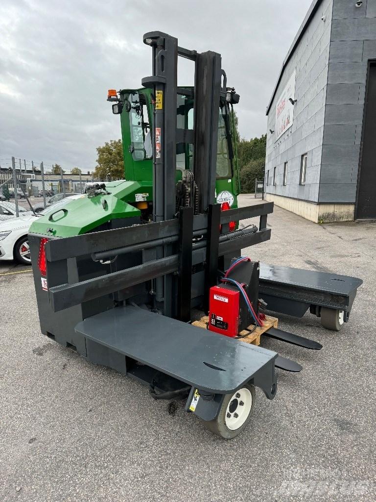Combilift C4000ET Viličari sa 4-stranskim dohvatom