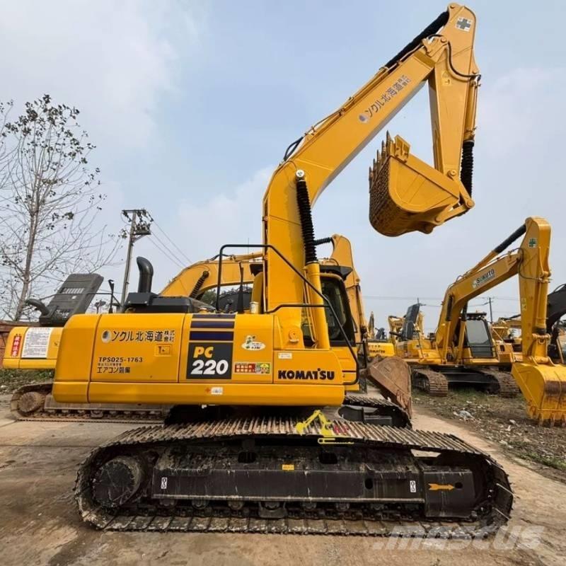 Komatsu PC 220-8 Bageri gusjeničari