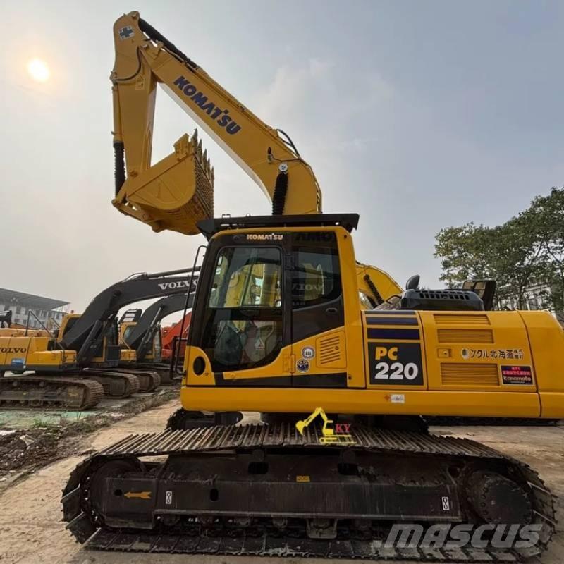 Komatsu PC 220-8 Bageri gusjeničari