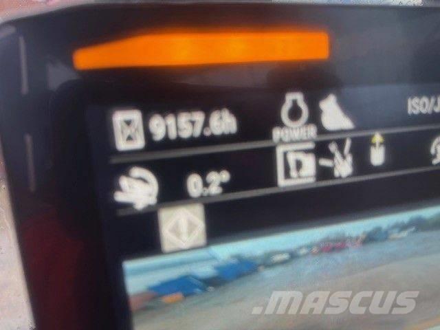 CAT 320 Bageri gusjeničari