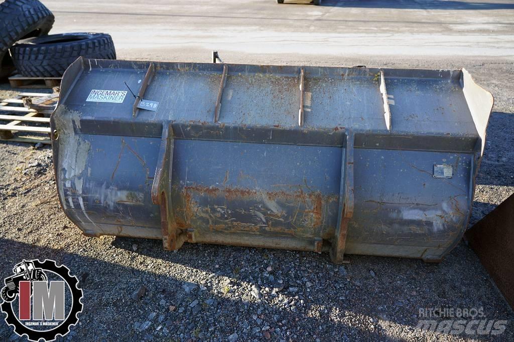 Volvo L30 Skopa Kašike / Korpe