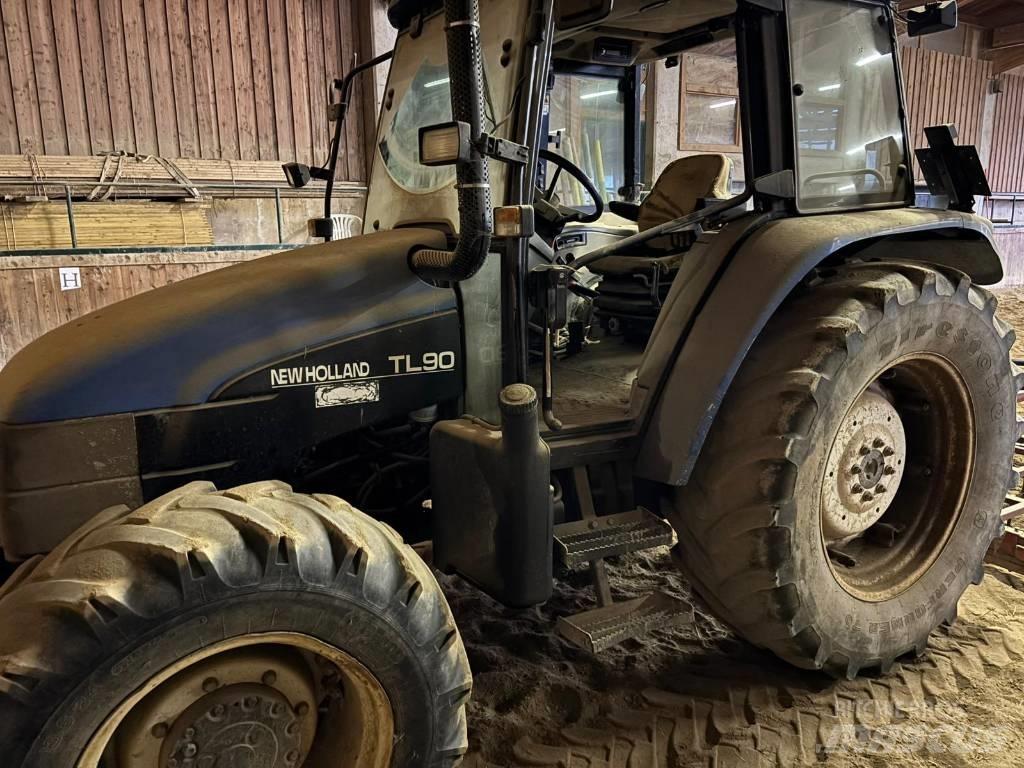 New Holland TL 90 Traktori