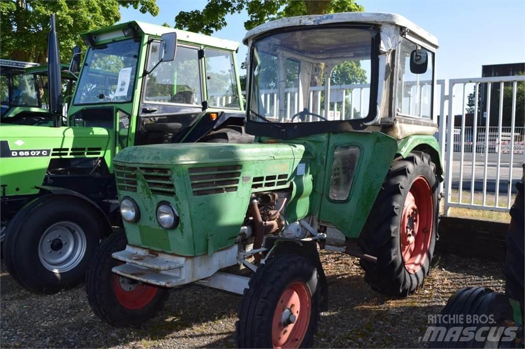 Deutz-Fahr D4006 Traktori