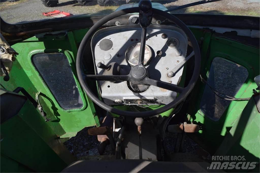 Deutz-Fahr D4006 Traktori