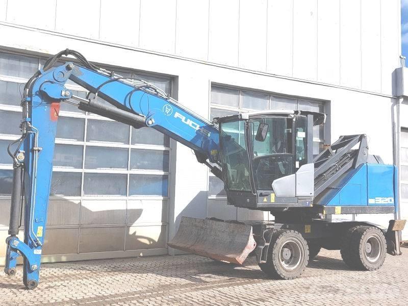 Fuchs MHL 320 F Bageri za manipuliranje materijalom / otpadom