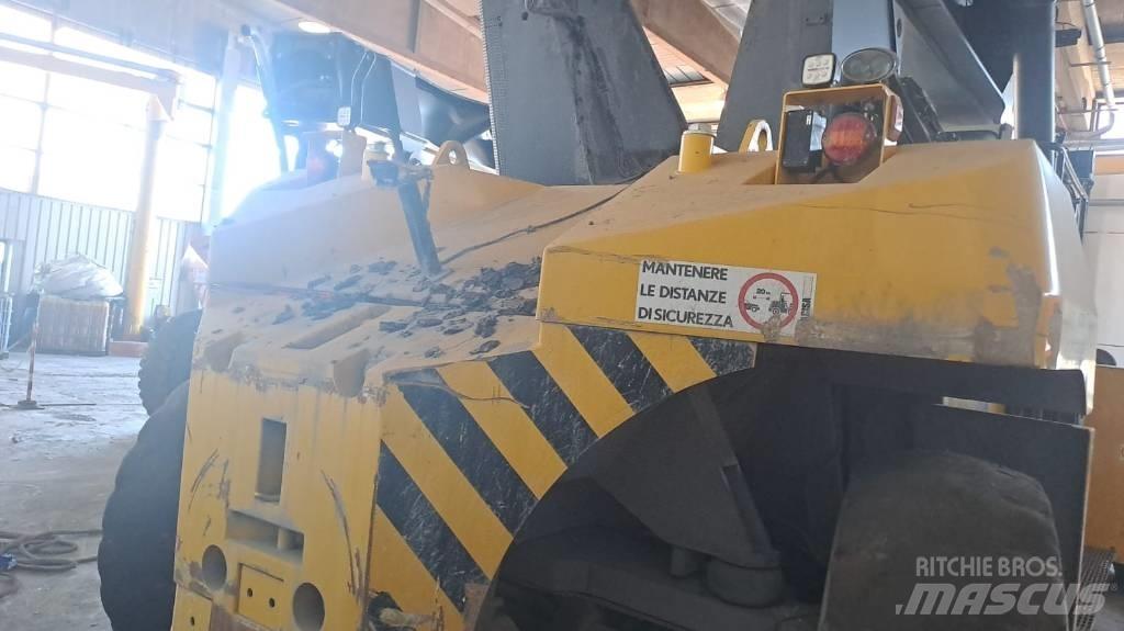  CVS F500.RS3 Dohvatni viličari