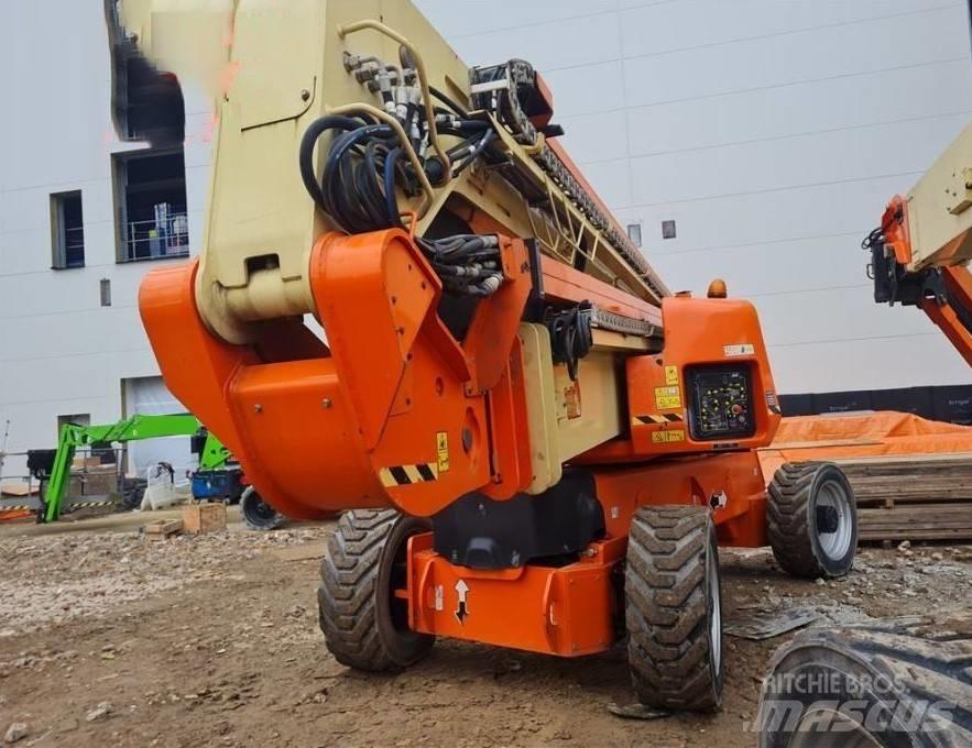 JLG 1250 AJP Zglobne podizne platforme