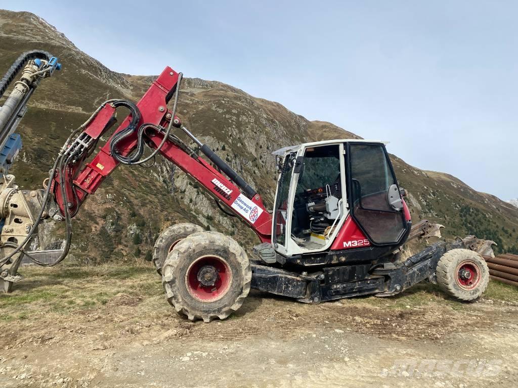 Menzi Muck 325 Bageri na kotačima