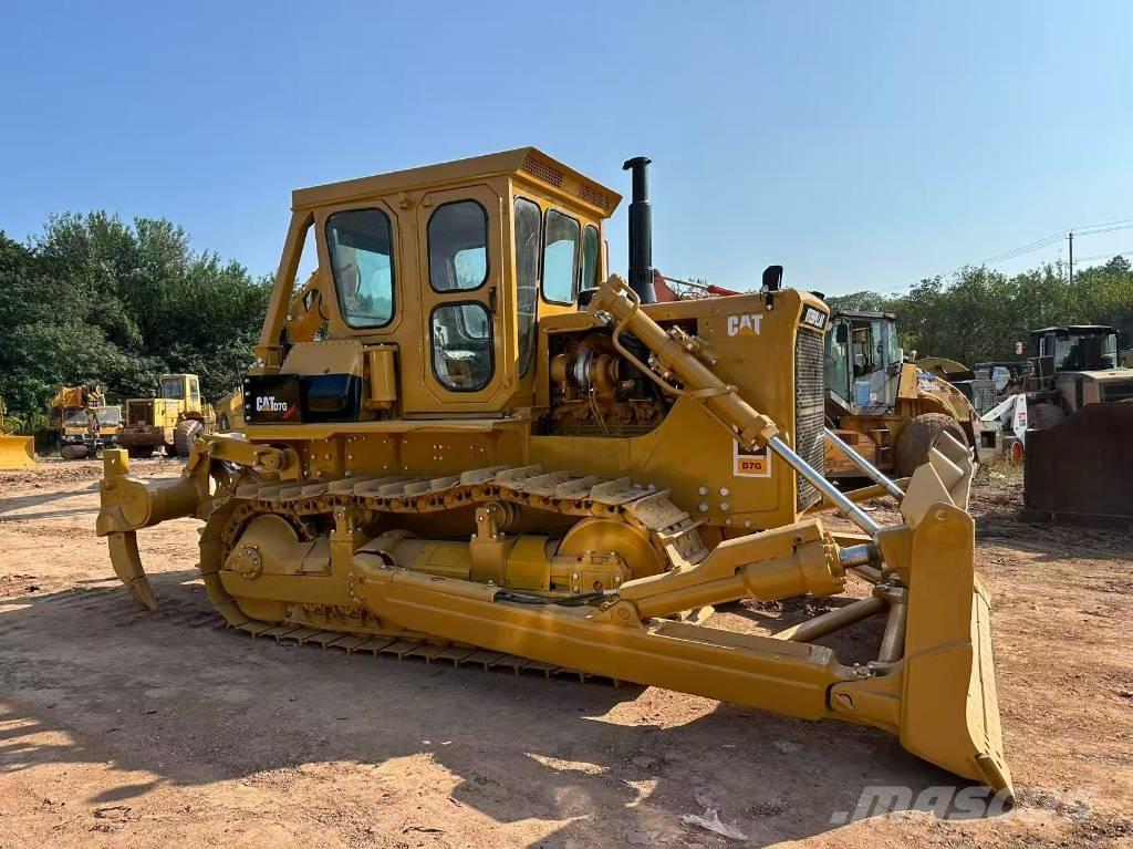 CAT D 7 G Buldožeri gusjeničari