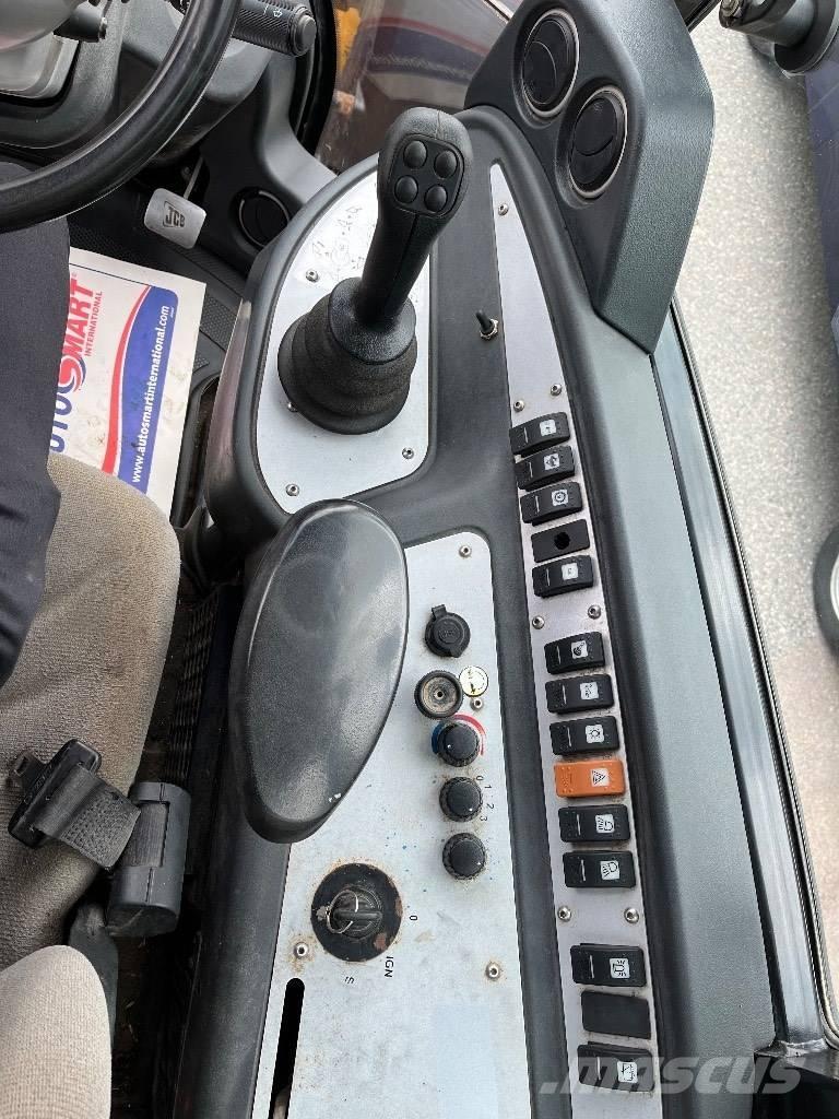 JCB 409 B 40km/h Skid steer mini utovarivači