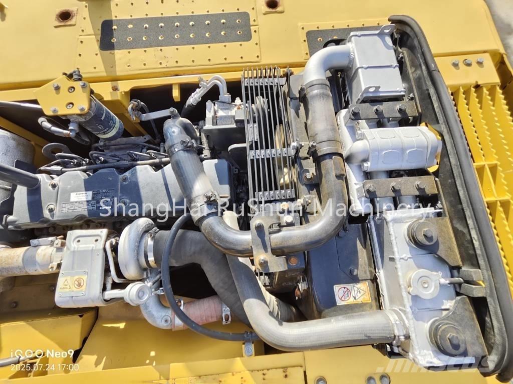 Komatsu 220-8 Bageri gusjeničari