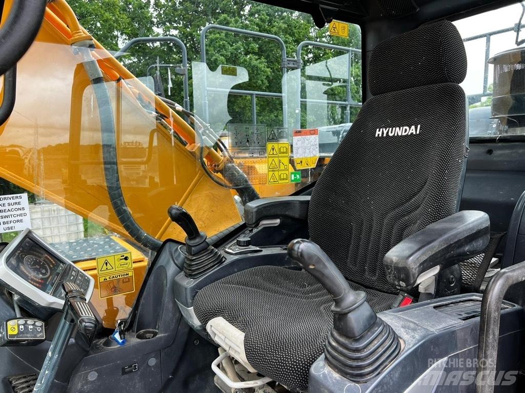 Hyundai HX 220 L Bageri gusjeničari