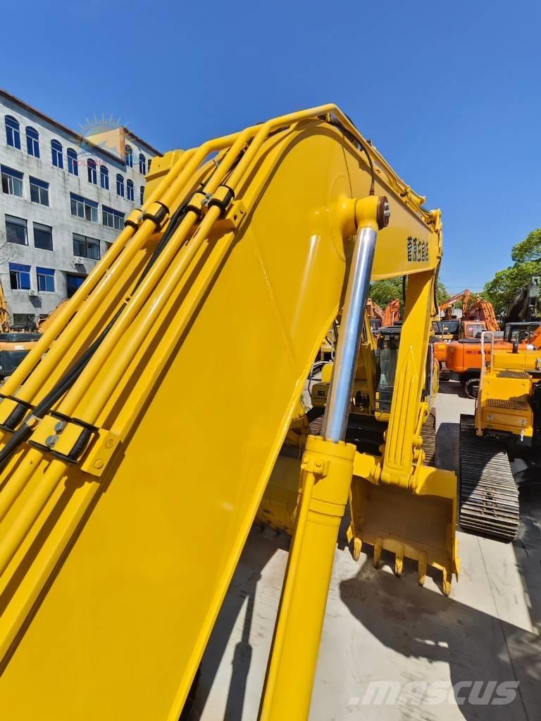 Komatsu PC 220-8 Bageri gusjeničari